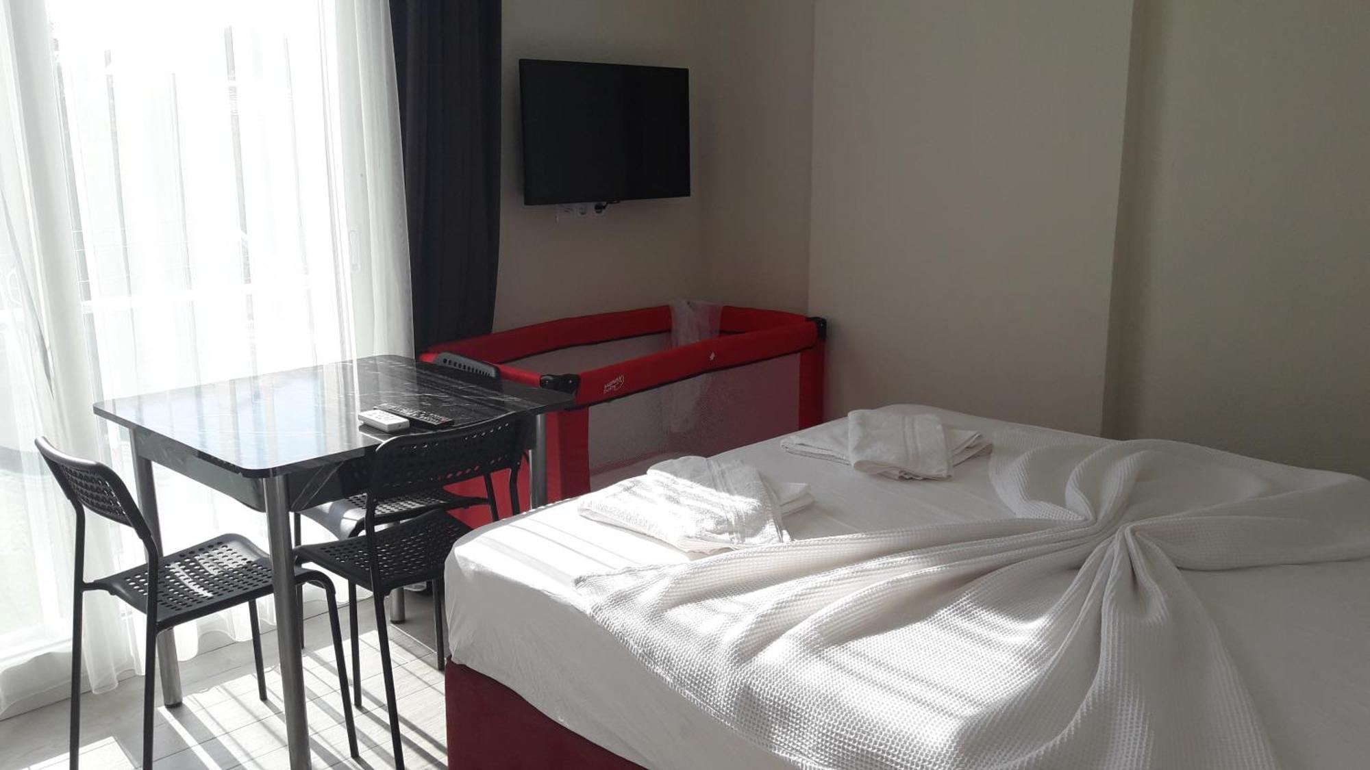 Palmiyem Apart Otel Сеферихисар Экстерьер фото
